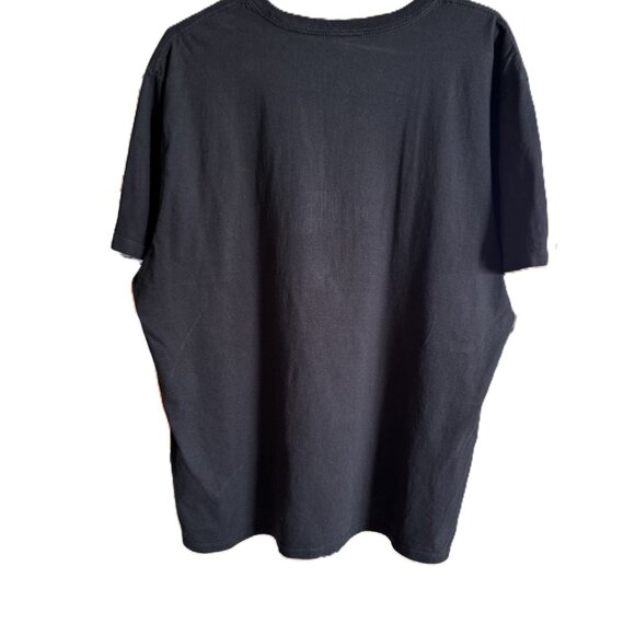 The North Face XL Graphic Tee – Never Stop Exploring Fuel your wanderlust with t - Picture 2 of 6